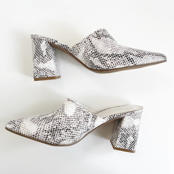 Coconuts by Matisse White Snake-Embossed Chunky High Noon Mules Size 7 - Picture 2 of 7